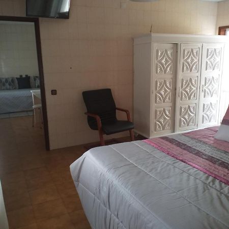 Enjoy Guest House Gmr กิมาไรส์ ภายนอก รูปภาพ